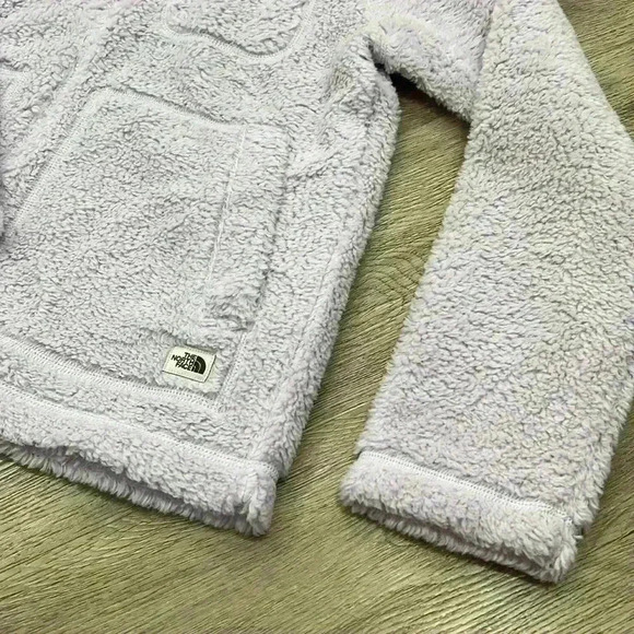 The North Face Women's Fleece Full Zip Jacket, Small - Picture 5 of 11